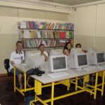 Atividades extras, projetos e oficinas com alunos